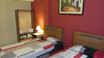 Standard Double Room, 2 Twin Beds | In-room safe, iron/ironing board, free WiFi, bed sheets