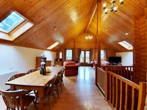 42-inch LED TV with satellite channels, TV, DVD player - The Dorset Resort (Wareham)
