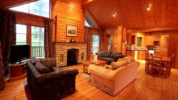 Signature Chalet, 2 Bedrooms, Sauna, Resort View | 3 bedrooms, desk, laptop workspace, blackout drapes