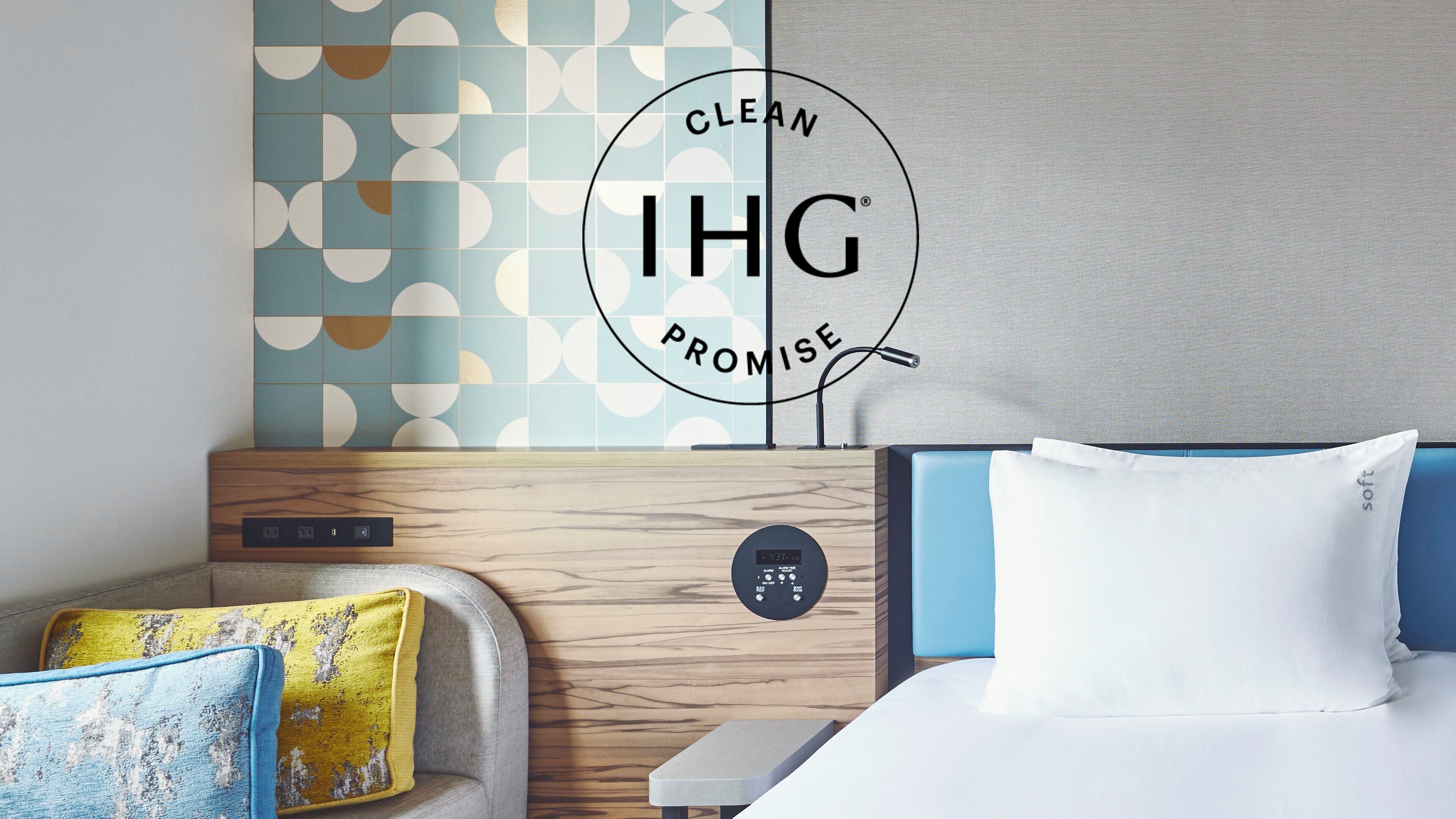 Photo - Holiday Inn Express Osaka City Centre- Midosuji by IHG
