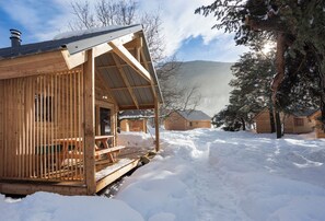 Chalet, 2 chambres (Montana) | Terrasse/Patio