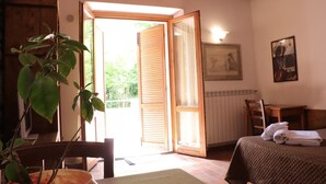 Standard Studio - C.A.V. Capenti - Near Parco Piscine Capenti Outdoor Pool (Arcidosso)