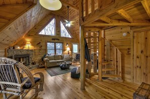 Living room - Triple Treat (Blue Ridge)