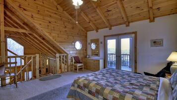 Cabin, Multiple Beds, Non Smoking | 3 bedrooms, free WiFi, bed sheets