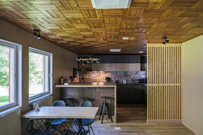 Standard Double or Twin Room, 2 Twin Beds, Non Smoking, Garden View | Shared kitchen | Full-size fridge, microwave, oven, dishwasher - Jämtkrogen Hotell & Restaurang (Bracke)