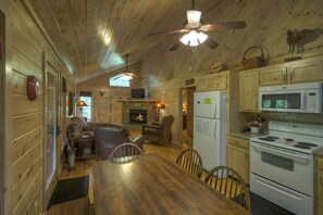 Cabin, Multiple Beds, Non Smoking | In-room dining - Sugar Creek Retreat (Blue Ridge)