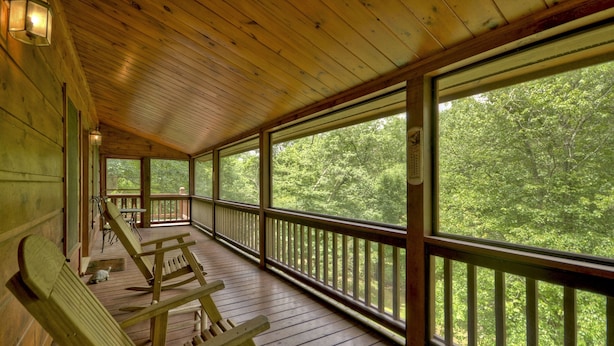 Unclassified image, 1 of 26, button - Sugar Creek Retreat (Blue Ridge)