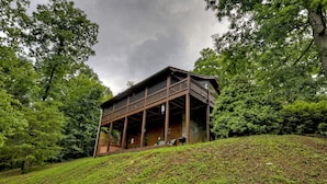 Unclassified image, 3 of 26, button - Sugar Creek Retreat (Blue Ridge)