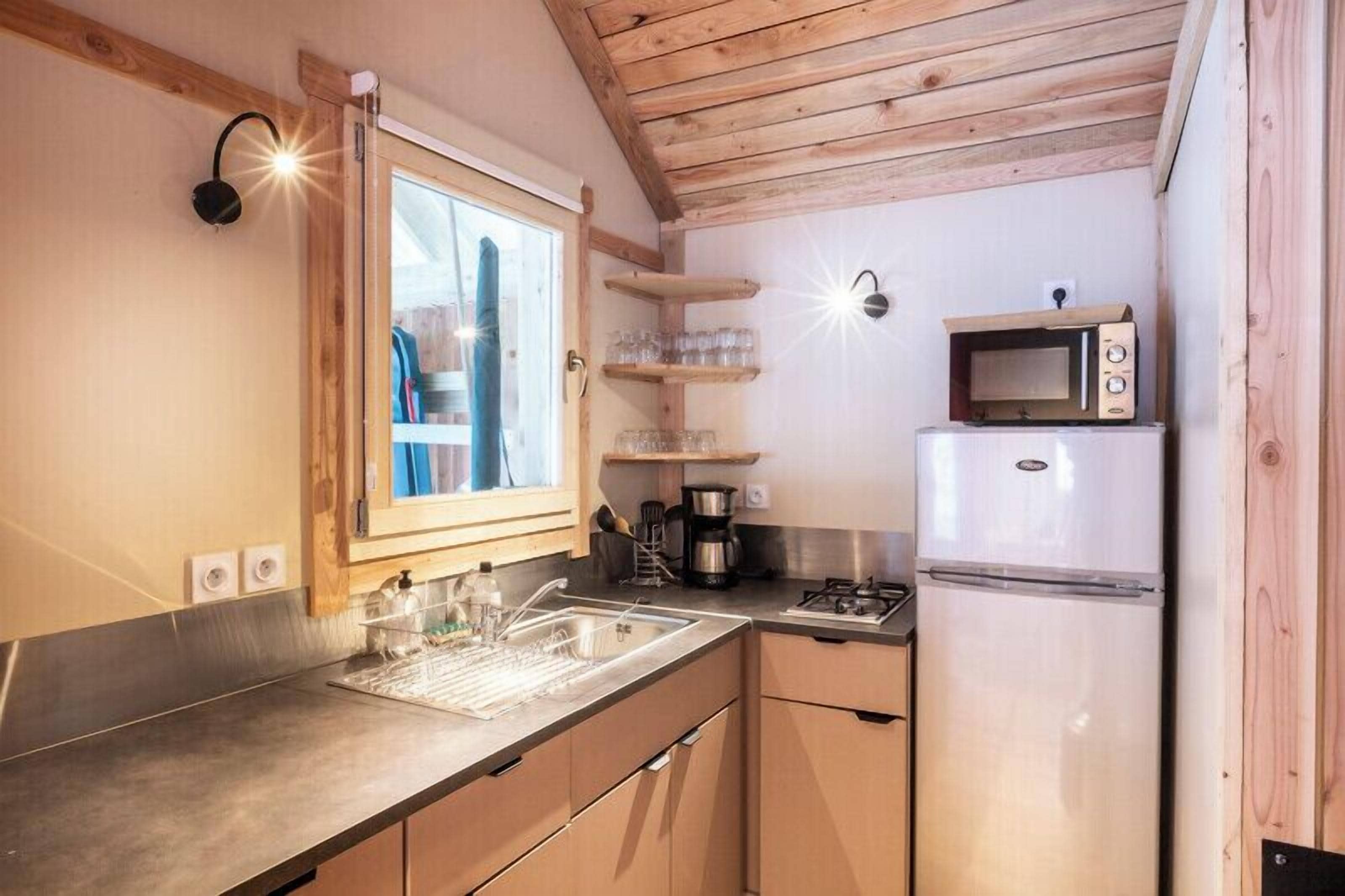 Chalet (Montana) | Cuisine privée | Plaque de cuisson, batterie de cuisine, vaisselle et ustensiles