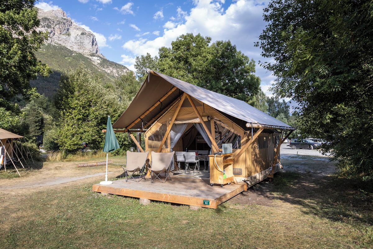 Deluxe Tent (Trappeur II) | Terrace/patio