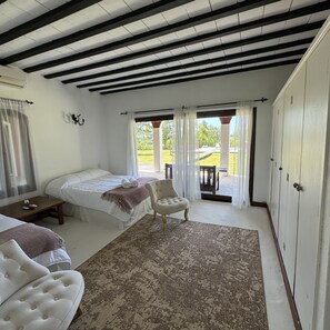 Comfort Suite, 2 Bedrooms, Garden View | Blackout drapes, iron/ironing board, bed sheets - Hotel Chacra Bereshit (Manatiales)