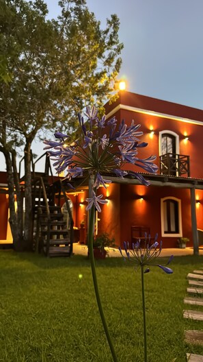 Front of property - Hotel Chacra Bereshit (Manatiales)