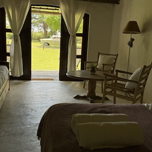 Room, 1 Double Bed, Garden View | Blackout drapes, iron/ironing board, bed sheets - Hotel Chacra Bereshit (Manatiales)