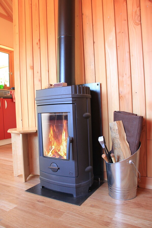 Chalet, 2 slaapkamers | Open haard