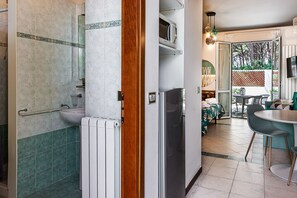 Classic Studio Suite | In-room safe, free WiFi, bed sheets - Oleandri Suite Hotel (Rosignano Marittimo)