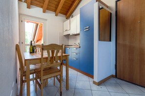 Apartment, 1 Schlafzimmer, Nichtraucher | Eigene Kochnische | Kühlschrank, Ofen, Herdplatte, Espressomaschine