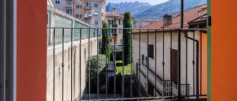 Apartment, 1 Bedroom, Non Smoking | View from room