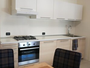 Apartment, 1 Bedroom, Non Smoking | Private kitchen | Full-sized fridge, oven, stovetop, espresso maker - Appartamento Don Abbondio (Lecco)