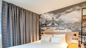 Desk, free WiFi, bed sheets