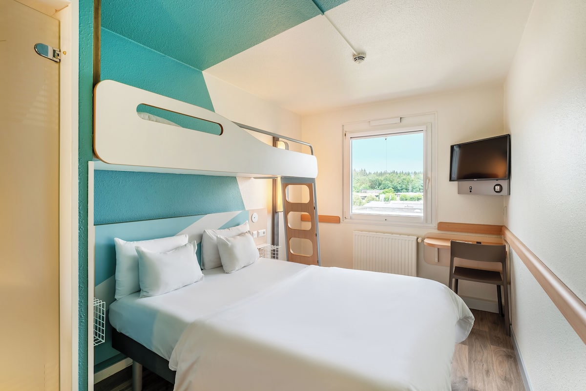 Doppelzimmer | Schreibtisch, Verdunkelungsvorhänge, schallisolierte Zimmer