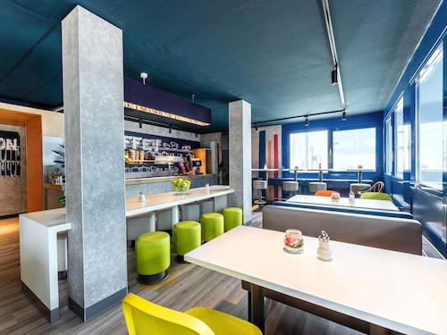 B&B HOTEL Freiburg-West