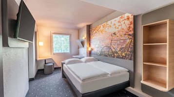 Bureau, rideaux occultants, chambres insonorisées, Wi-Fi gratuit