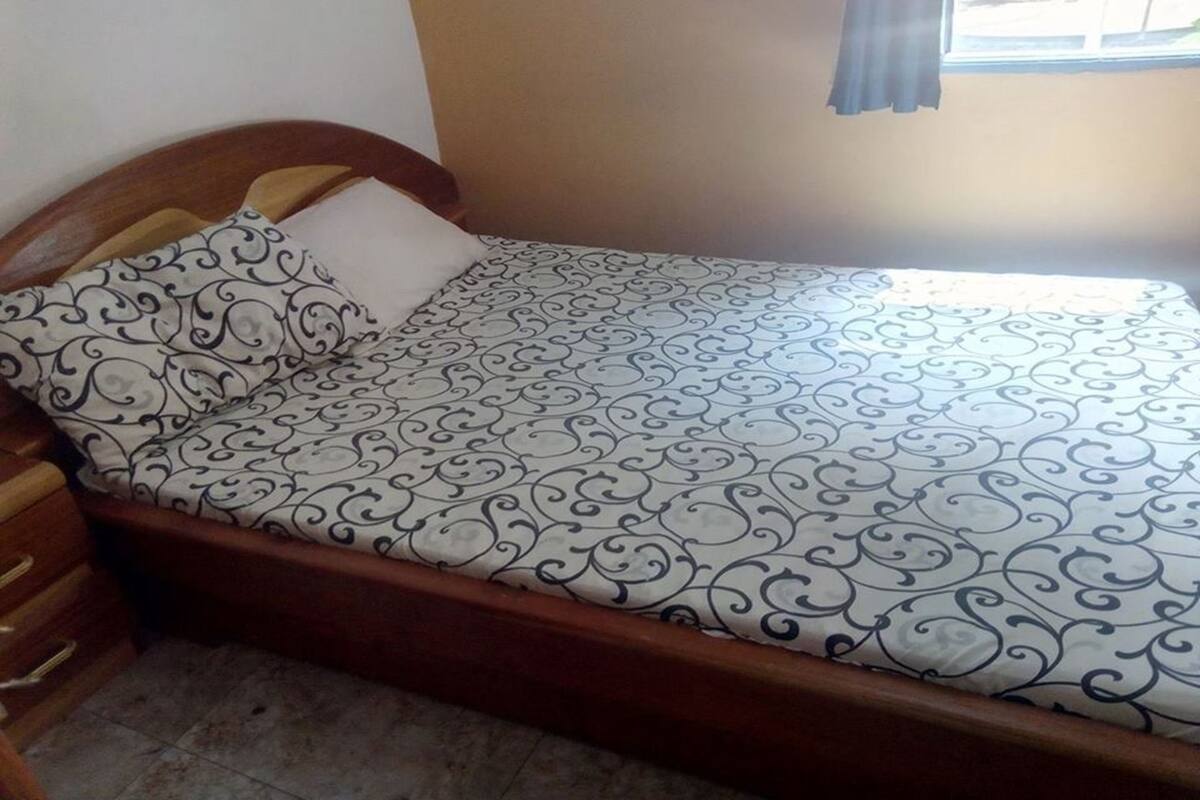 Standaard tweepersoonskamer, 1 tweepersoonsbed | Luxe beddengoed, een bureau, verduisterende gordijnen, gratis wifi