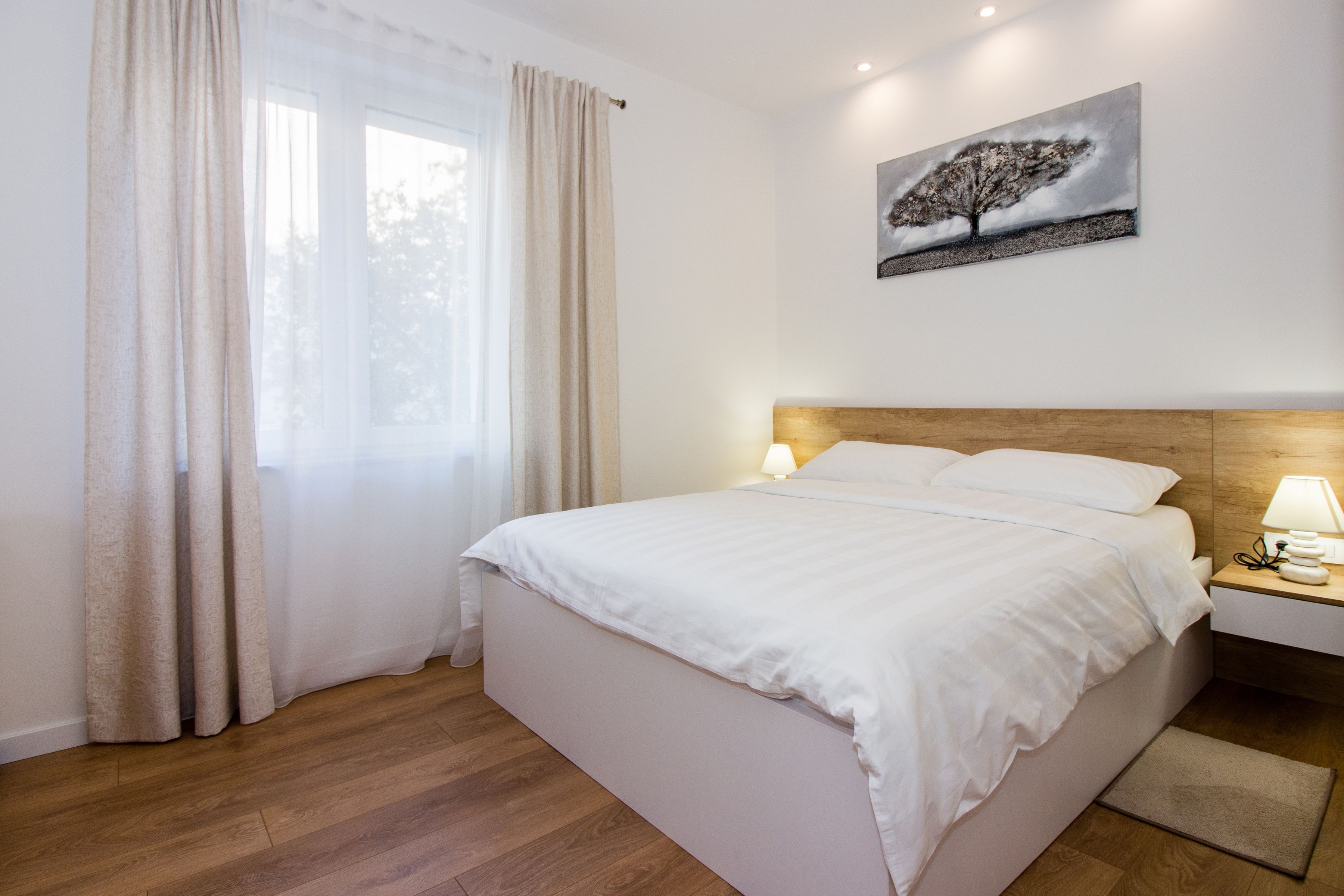 Studio (3) | In-room safe, desk, blackout drapes, iron/ironing board