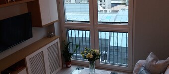 Again Anna Apartments Śliczny Apartament w Centrum Warszawy. Metro Rondo ONZ.