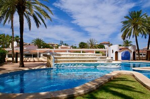 Pool - Villa near the sea in El Retiro 29 (Denia)