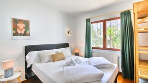 3 chambres, Wi-Fi gratuit, draps fournis