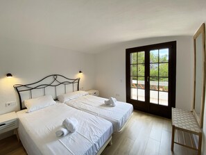 3 quartos