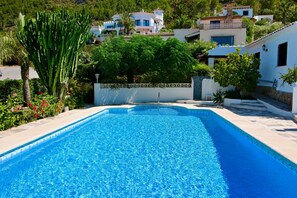 Pool - Beautiful villa with sea views Marquesa EL (Denia)