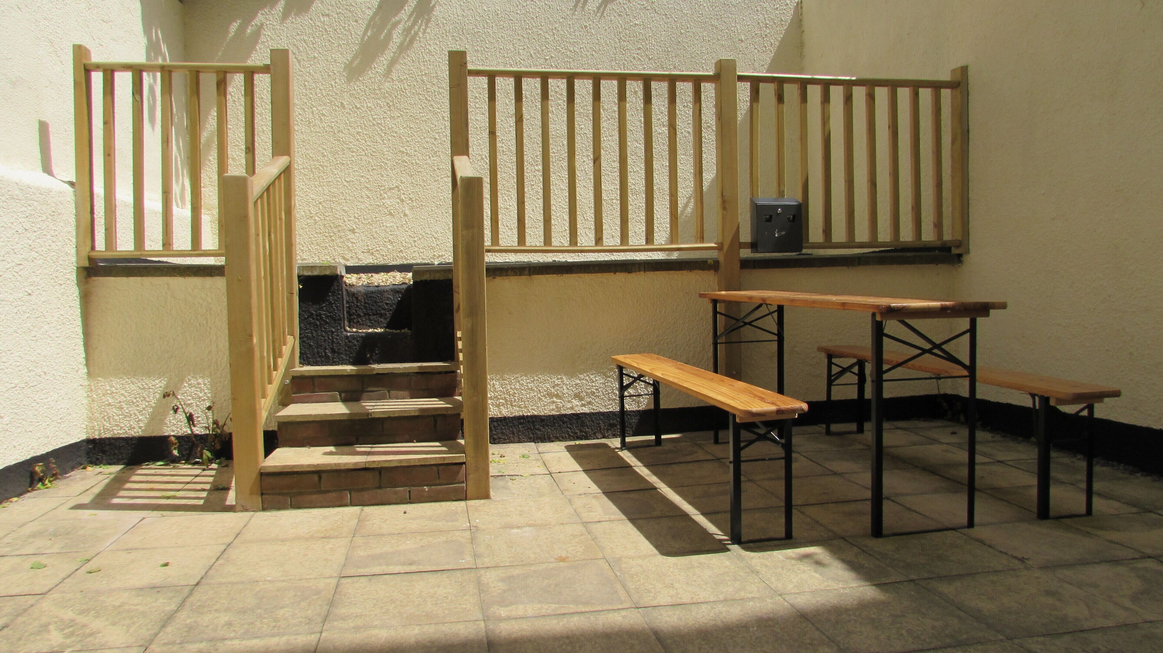 تناول الطعام بالخارج