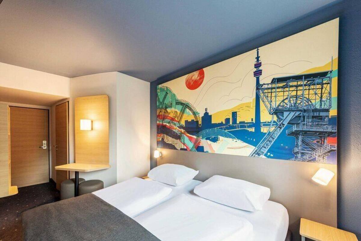 Double Room | Desk, blackout curtains, soundproofing, free WiFi