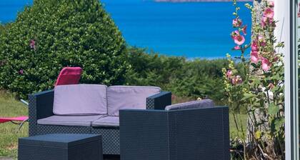 House beach Goulien at 600m, breathtaking views of the ocean