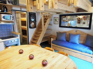 Interior - Risoul - Apartment 04 - Fully equipped - WIFI - 30m² - Foot of ski area (Risoul 1850)