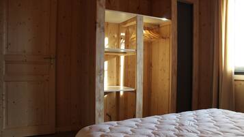 3 多间卧室、熨斗/熨衣板、旅行婴儿床、免费 WiFi