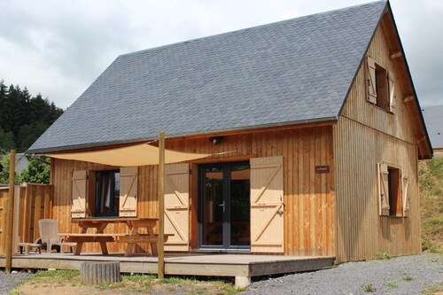 chalet "le pradou" uusi rakennus, ilmainen wifi, lämmitys mukana
