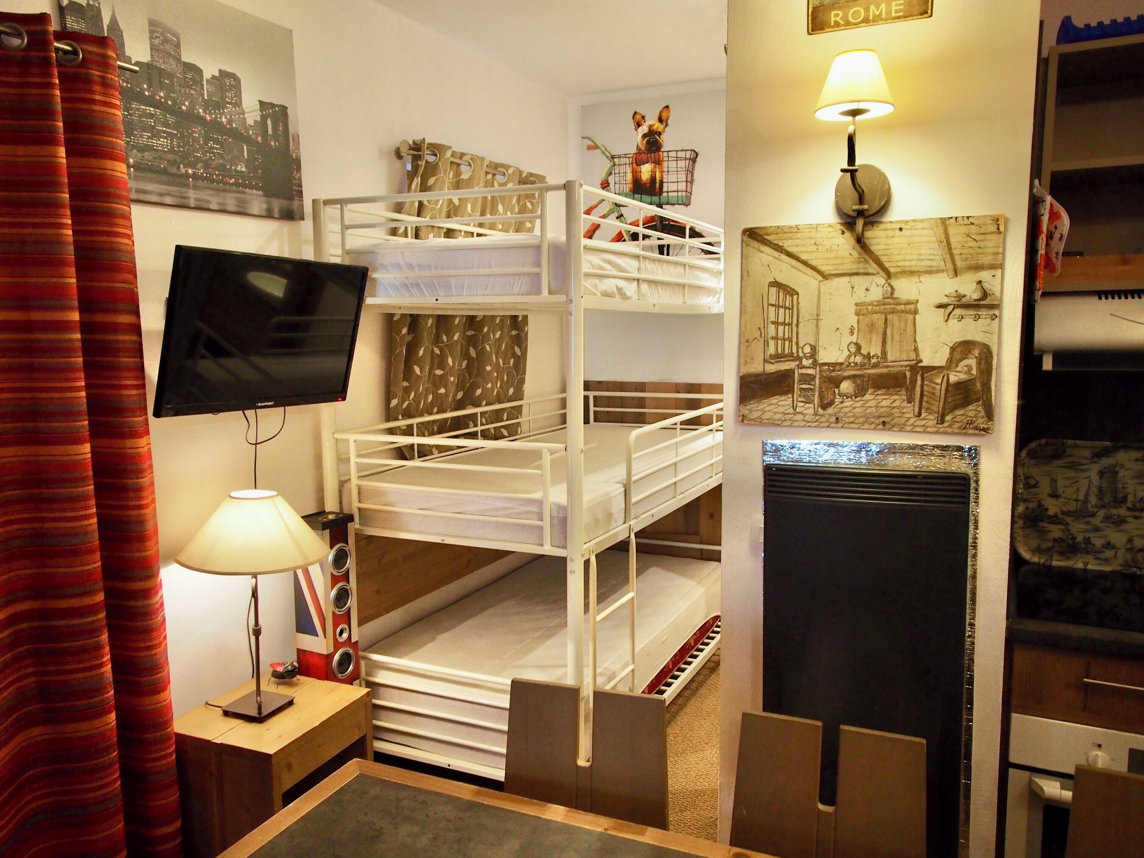 2 chambres, fer et planche à repasser, lit parapluie, Wi-Fi