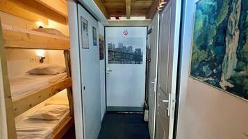 1 habitación, cuna de viaje y wifi