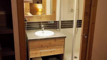 Badewanne, Haartrockner