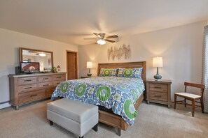 1 bedroom, iron/ironing board, Internet, bed sheets