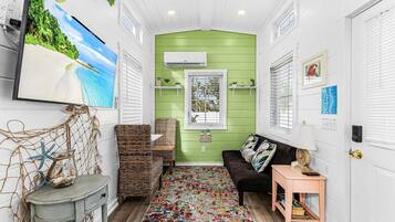 Chambre Double (Margarita Tiny) | Coin séjour