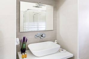 Apartment, 1 Double Bed with Sofa bed | Bathroom | Shower, free toiletries, hair dryer, bidet - Scuto Home (Catania)