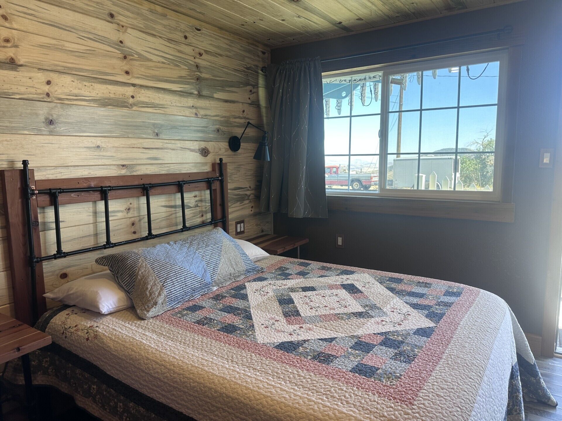 Standard Double Room, 1 Queen Bed, Non Smoking | Egyptian cotton sheets, premium bedding, individually furnished