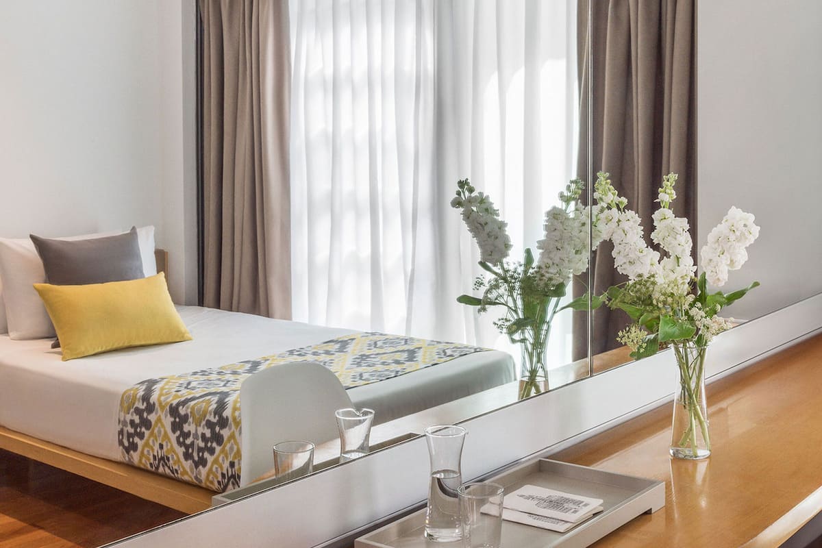 Minibar, in-room safe, individually decorated, individually furnished