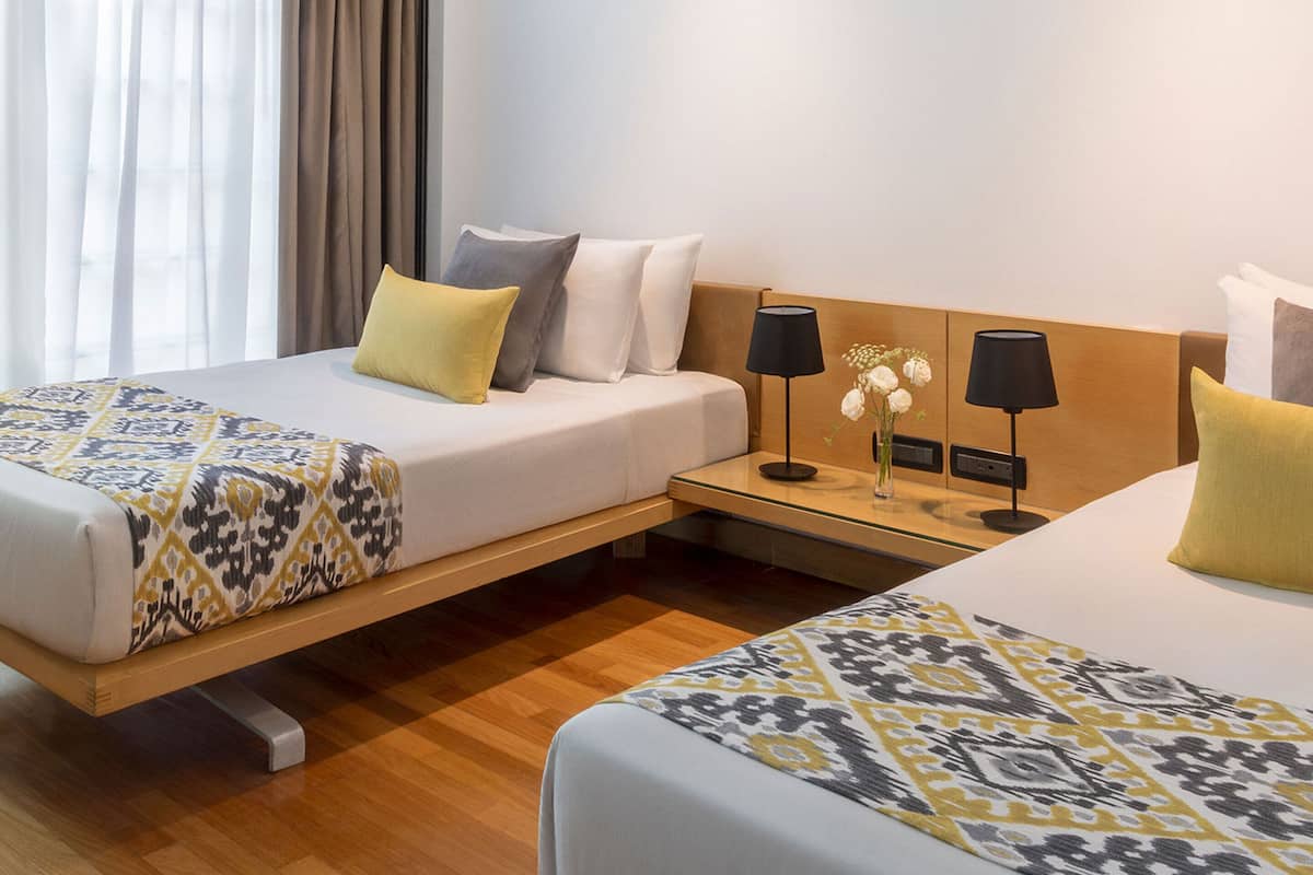 Minibar, in-room safe, individually decorated, individually furnished