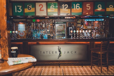 Bar (en la propiedad)