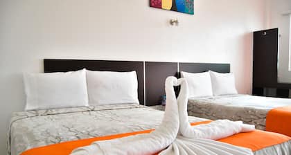 Hotel Los Pinos Express